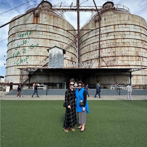 Meet the Posher - Picture 13 of 16